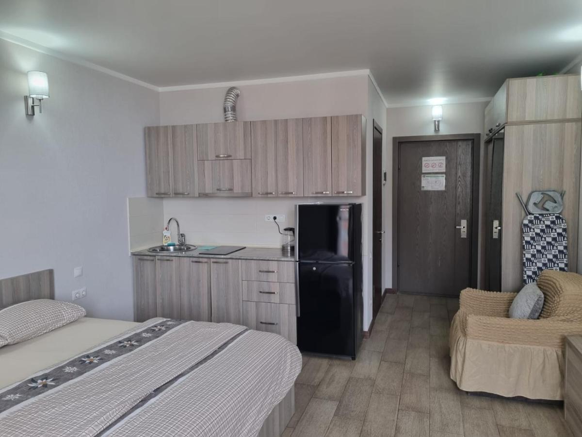 Orbi Plaza David Apt. Apartment บาทูมิ ภายนอก รูปภาพ