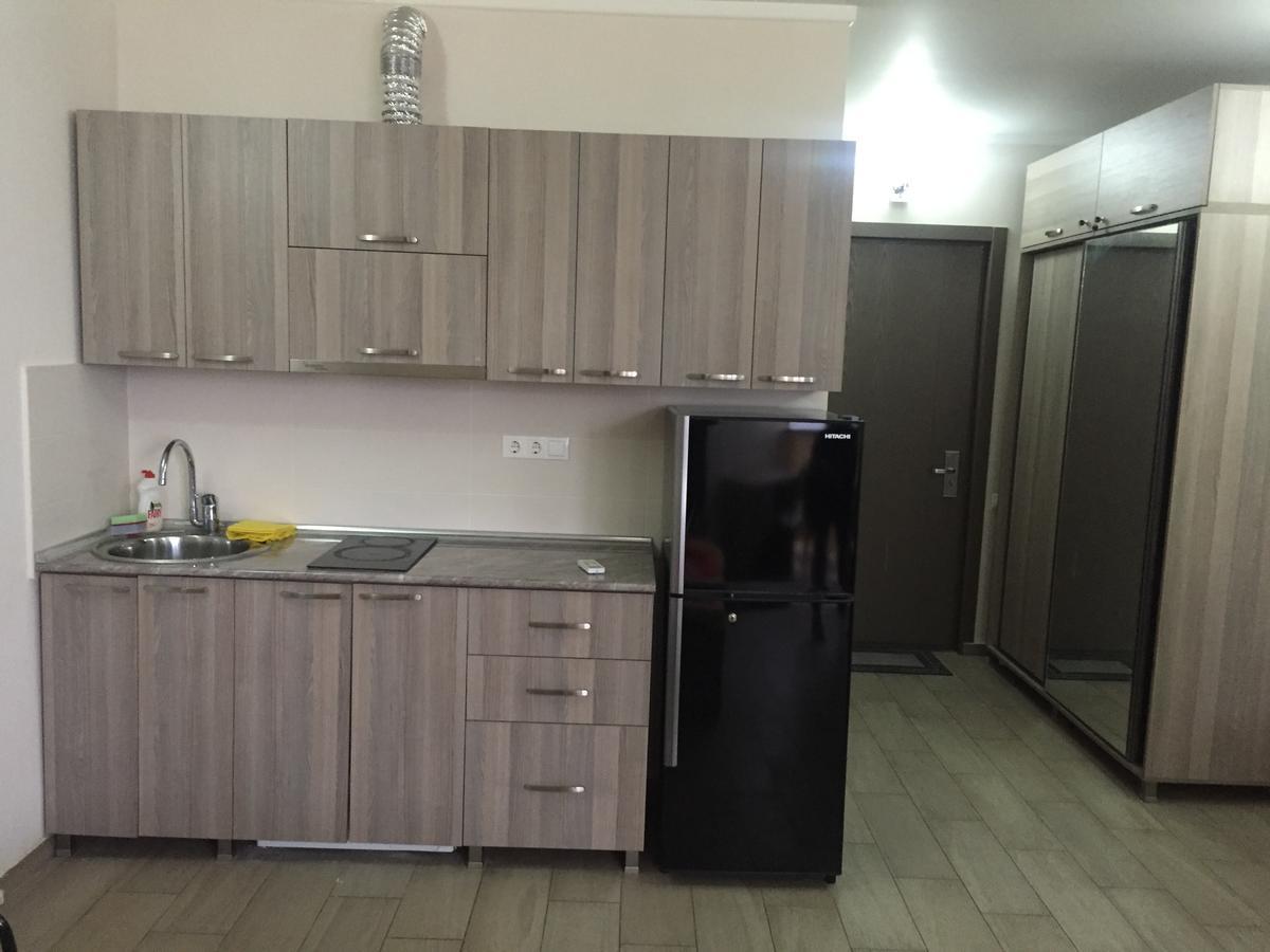 Orbi Plaza David Apt. Apartment บาทูมิ ภายนอก รูปภาพ